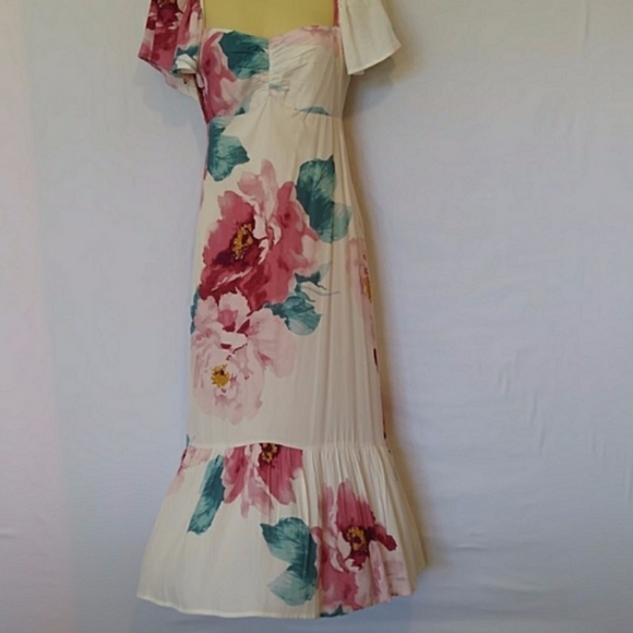 LEITH Dresses & Skirts - LEITH ANGEL SLEEVE PORTRAIT DRESS NWT NORDSTROM SM